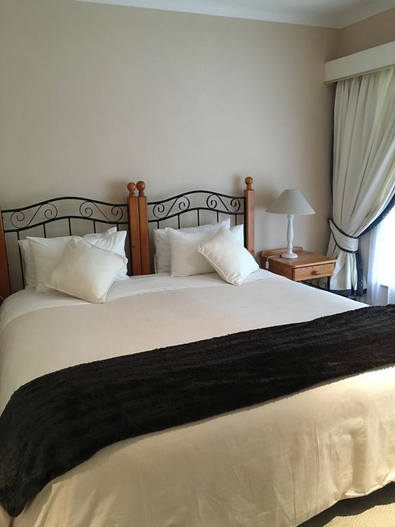 Four Pines Lodge Hermanus Luaran gambar