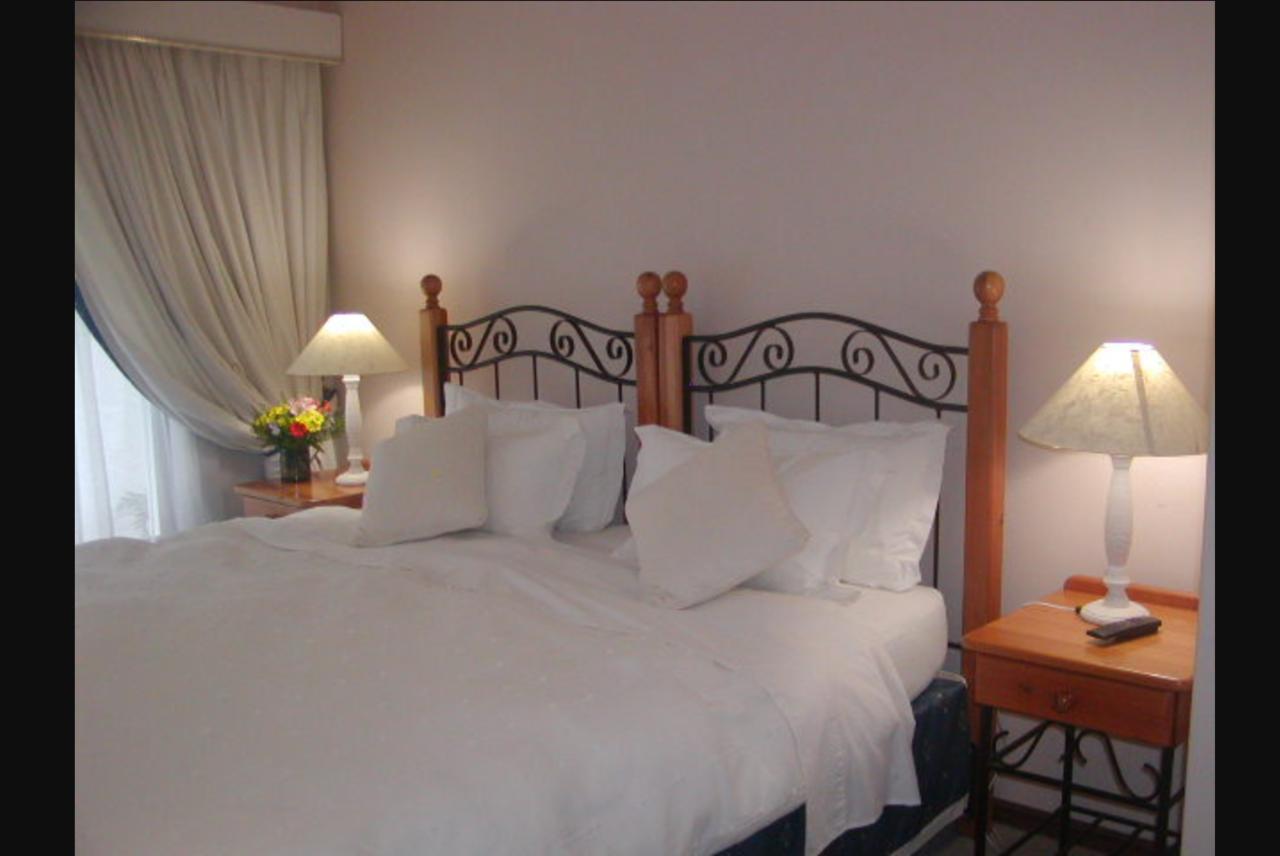 Four Pines Lodge Hermanus Luaran gambar